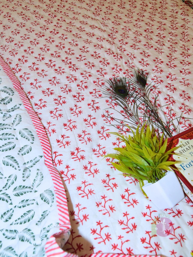 Buy Online Jaipuri Red Leaf Quilt – Handcrafted Cotton Bedding for All Seasons